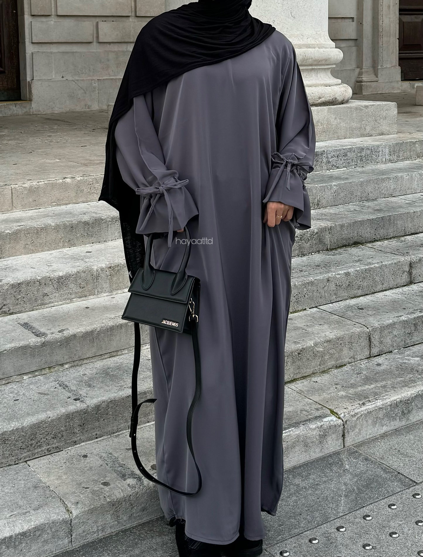 'REYYAN ABAYA'